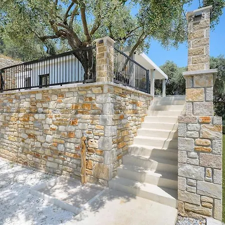 Villa Marion Hriszí Amudiá